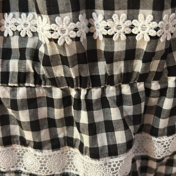 J. Crew Black and White Gingham Daisy Chain SZ M Top with Lace - Picture 7 of 9